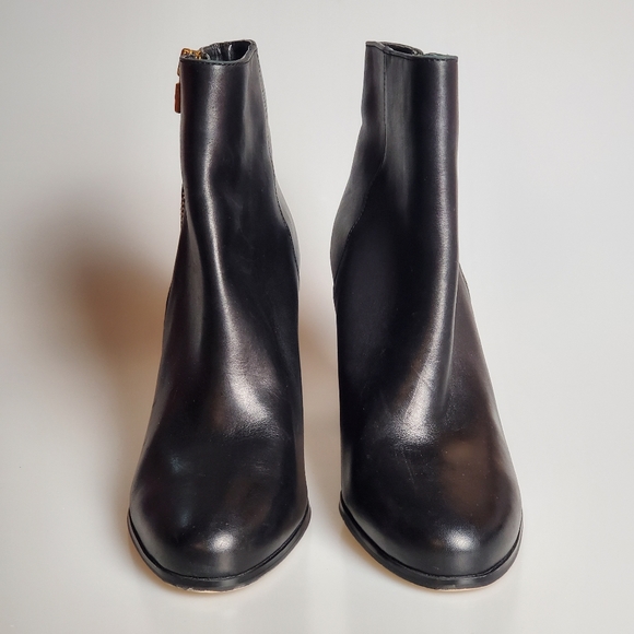 Michael Kors Frenchie Black Leather Round Toe Ankle Booties Stacked Heel Size 10 - Picture 2 of 6